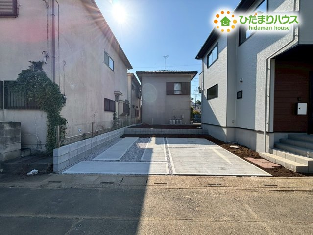 東松山市石橋　3期　新築一戸建て　ずっとプラス　01の駐車場