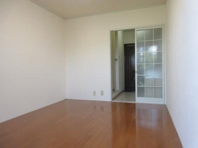 御池ハイツの内装|洋室