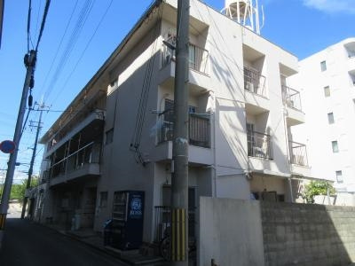 御池ハイツの外観