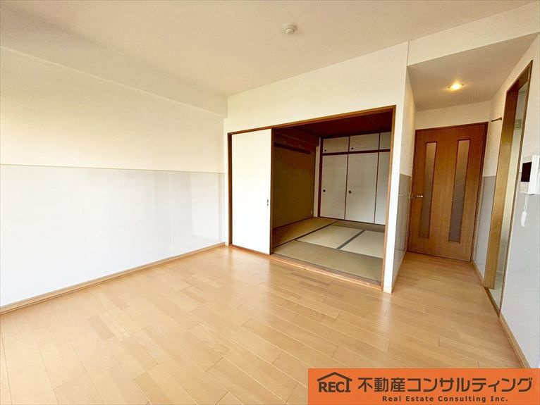 ジオ六甲山手の居間・リビング