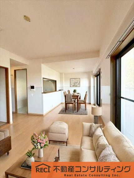 ジオ六甲山手の居間・リビング