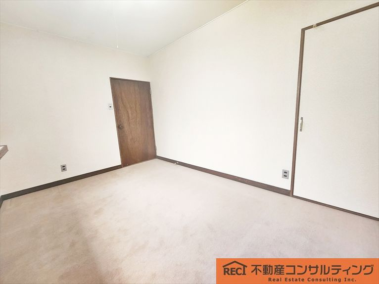 神戸市東灘区森北町5丁目　中古戸建の洋室