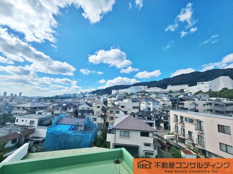 神戸市東灘区森北町5丁目　中古戸建の展望|屋上から神戸の街を一望できます