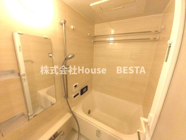 クロスレジデンス神戸元町の浴室