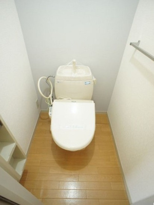 【トイレ】 | コーポラスビックツリーA | 温水洗浄暖房便座機能付きです♪