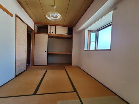 須磨一ノ谷グリーンハイツB棟の和室