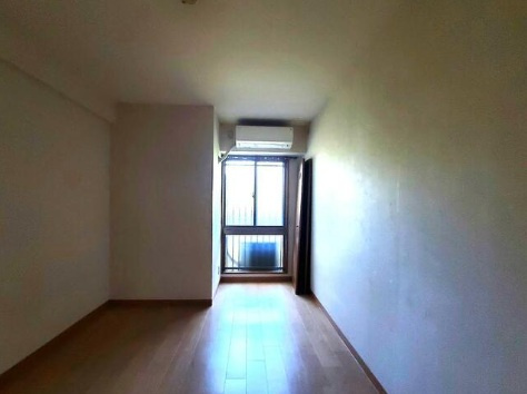 須磨一ノ谷グリーンハイツB棟の洋室