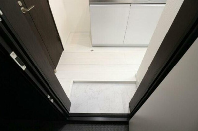 【玄関】 | グラッタブルコマゴメ