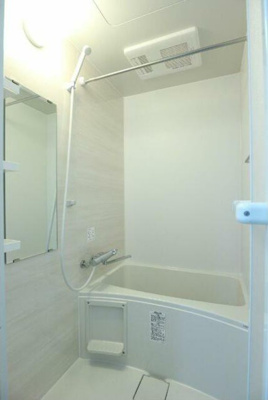 【浴室】 | グラッタブルコマゴメ | 日々の暮らしに欠かせないお風呂です