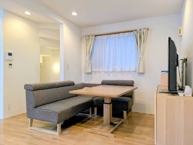 【居間・リビング】の画像