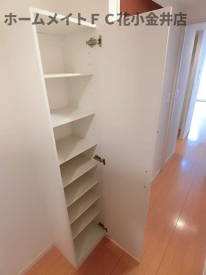 【玄関】 | リブリ・ネージュ | きれいな玄関です