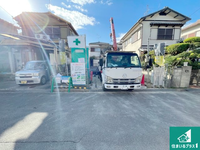京田辺市草内八田　第1期　新築一戸建ての外観|周辺は落ち着いた街並みの住宅地！子育てがしやすい住環境です！まだ未完成ですが、現地でしかわからない事もございます。是非一度ご覧ください。
