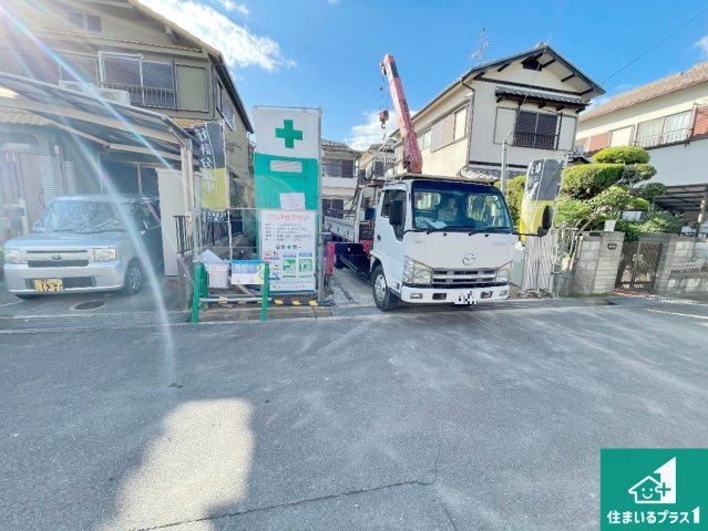 京田辺市草内八田　第1期　新築一戸建ての外観|周辺は落ち着いた街並みの住宅地！子育てがしやすい住環境です！まだ未完成ですが、現地でしかわからない事もございます。是非一度ご覧ください。