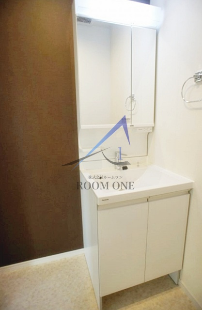 Ｖｉｅｕｎｏ　ＴＮ　ビューノティーエヌの洗面所|独立洗面台です。