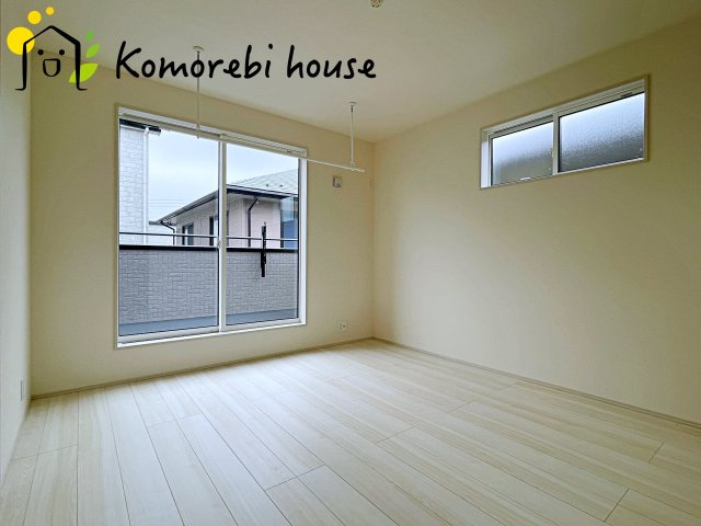 さいたま市見沼区深作3丁目　新築一戸建て　ブルーミングガーデン　01の寝室|12/25　撮影済み