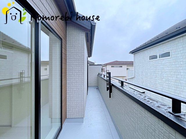 さいたま市見沼区深作3丁目　新築一戸建て　ブルーミングガーデン　01のバルコニー|12/25　撮影済み