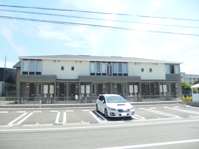 クリンピアの外観