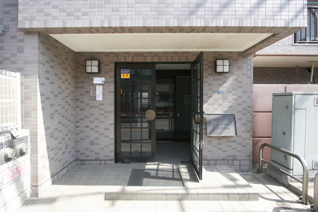 リヴァージュ志木のエントランス|エントランスの様子です