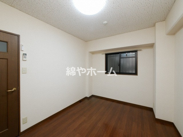 パレーシャル難波の寝室|ゆとりの広さです