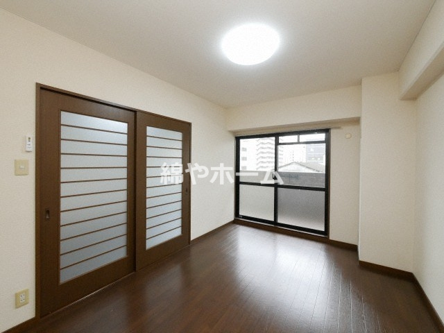 パレーシャル難波の居間・リビング|ゆったり過ごせるリビングです