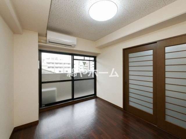 パレーシャル難波の洋室|スタンダードな洋室です