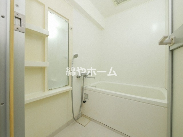 パレーシャル難波の浴室|お風呂です