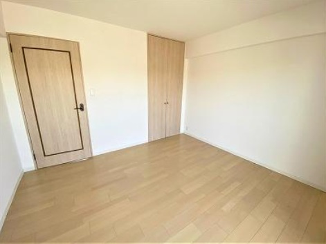 ディオ・フェルティ須磨名谷の洋室