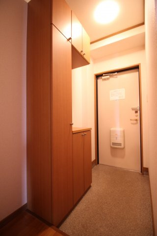 バージンブリッジの玄関