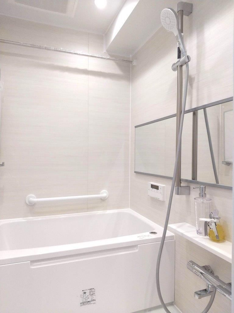 日生ハイツの浴室