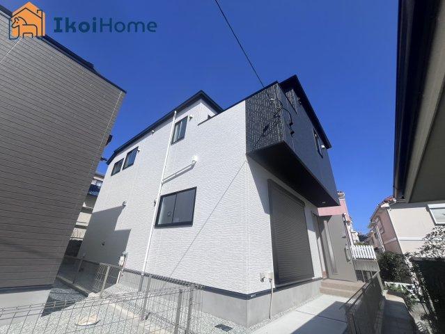 明石市朝霧山手町　新築戸建　全2棟　1号地の駐車場|【ホームページに現地動画掲載中】●年中無休：当日予約可●駐車場ございます！自転車バイクも可！