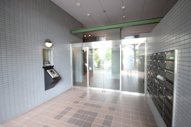 【エントランス】