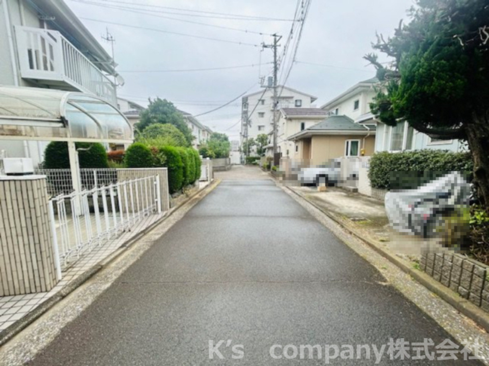 茅ヶ崎市円蔵1丁目　建築条件なし　売地の前面道路含む現地写真|前面道路の様子です◇