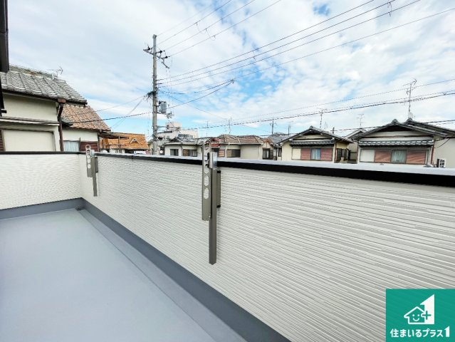 京田辺市草内八田　第1期　新築一戸建てのバルコニー|日当たりのよいバルコニー！お部屋が開放的に！
