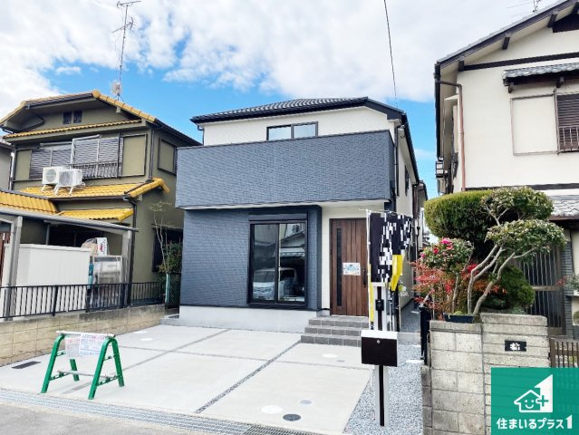 京田辺市草内八田　第1期　新築一戸建ての外観|お客様に長く安心して住んでいだだける事にこだわった家づくり！住んでからのアフターサービスにもしっかりと取り組んでいます！