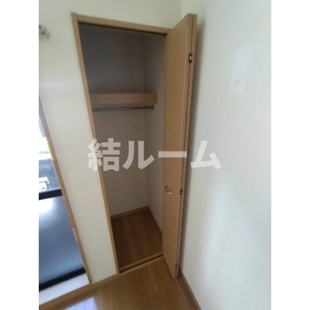 豊島区千早３丁目のアパートの収納