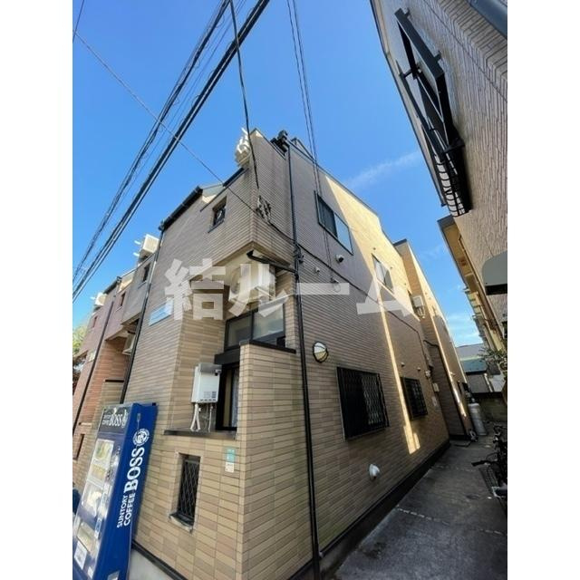 豊島区千早３丁目のアパートの外観