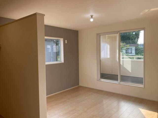 リーブルガーデン第５小山西城南　新築一戸建ての洋室