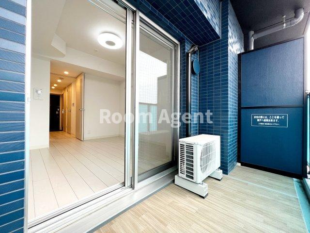 プレサンスSAKAEフロントのバルコニー