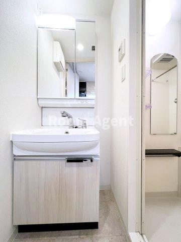 プレサンスSAKAEフロントの洗面所