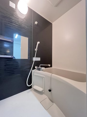 大阪市城東区関目５丁目の賃貸マンションの浴室