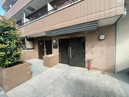サンパティオ文京千石のエントランス