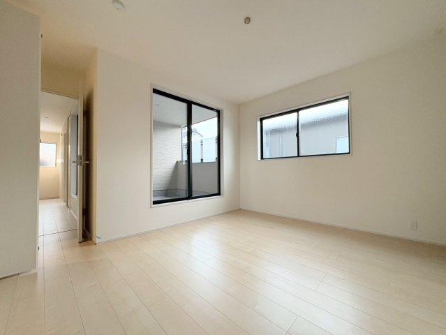 リーブルガーデン　岐阜市手力町第２　全２区画分譲の寝室|すべての居室にはたっぷり収納できる大型のクローゼット、各室に２４時間換気システムを設置しています。
排気ファンから低風量で24時間強制排気し、家の中の空気をいつも新鮮に保ちます。
