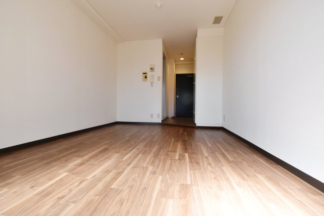 ハイツシャロームの居間・リビング