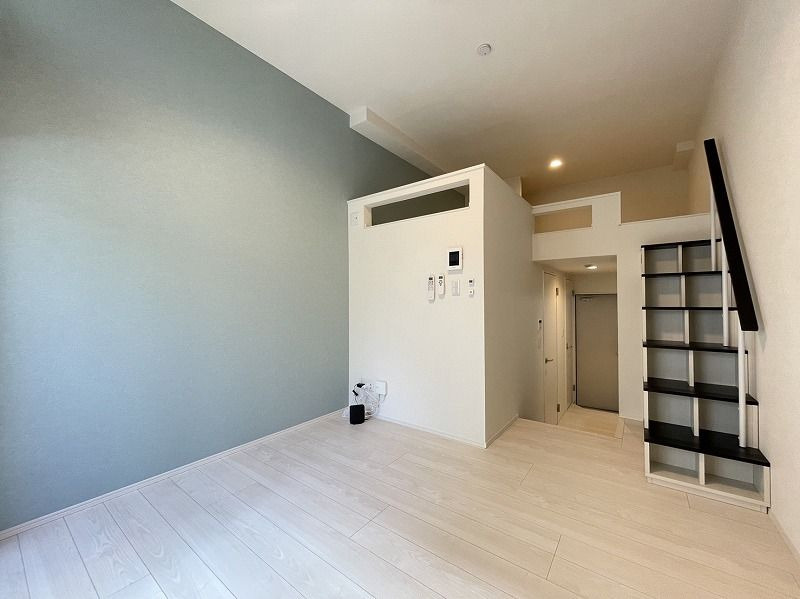 ドイ・スクエアの居間・リビング