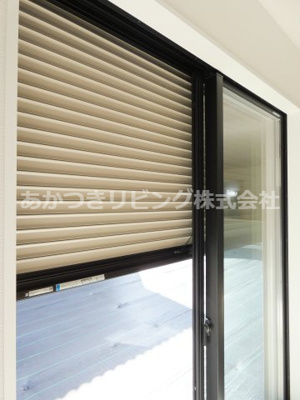 【防犯設備】 | 真岡市下高間木2期 | シャッター雨戸付きで安心感があります♪