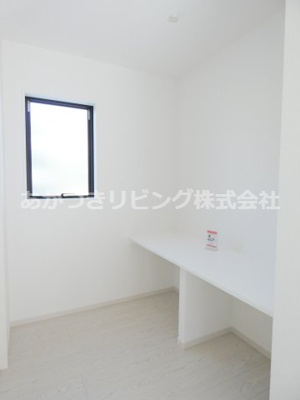 【内装】 | 真岡市下高間木2期 | テレワークやお子様の勉強スペースとして活用可能なスタディーカウンター♪