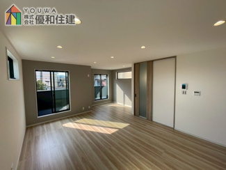 【居間・リビング】 | 新築戸建　明石市荷山町