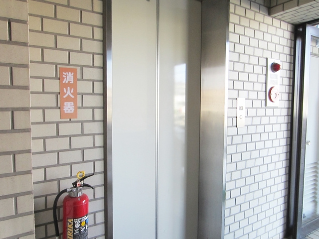 モンターニュ駒込のエントランス|エレベータ付です