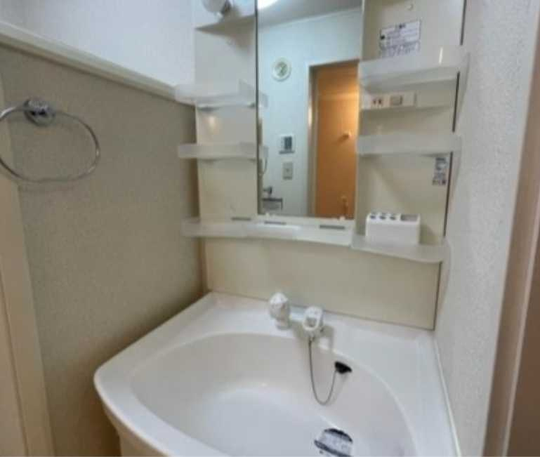 クレール駒澤　三井ホーム施工　南東角部屋　ロフトの洗面所