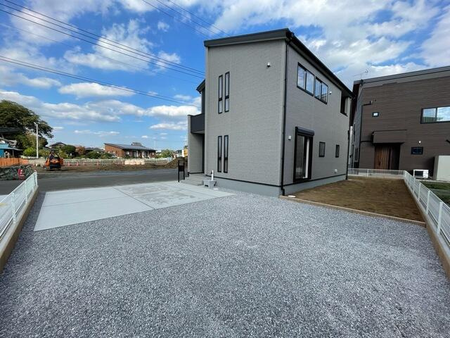 リーブルガーデン第１小山城西　新築一戸建ての駐車場